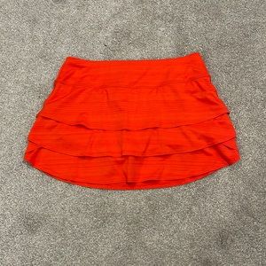 Athleta ruffled skort in red